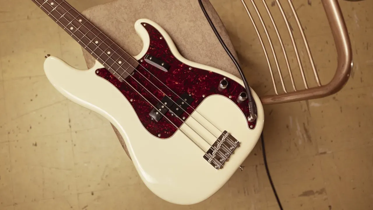 Бас-гитара Fender Vintera II ’60s Precision Bass