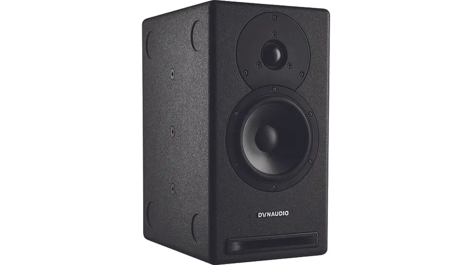 Студийные монитор Dynaudio Core 5 & Core Sub