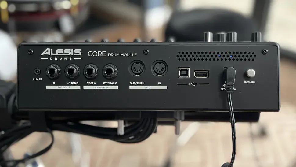 Барабанная установка Alesis Strata Core