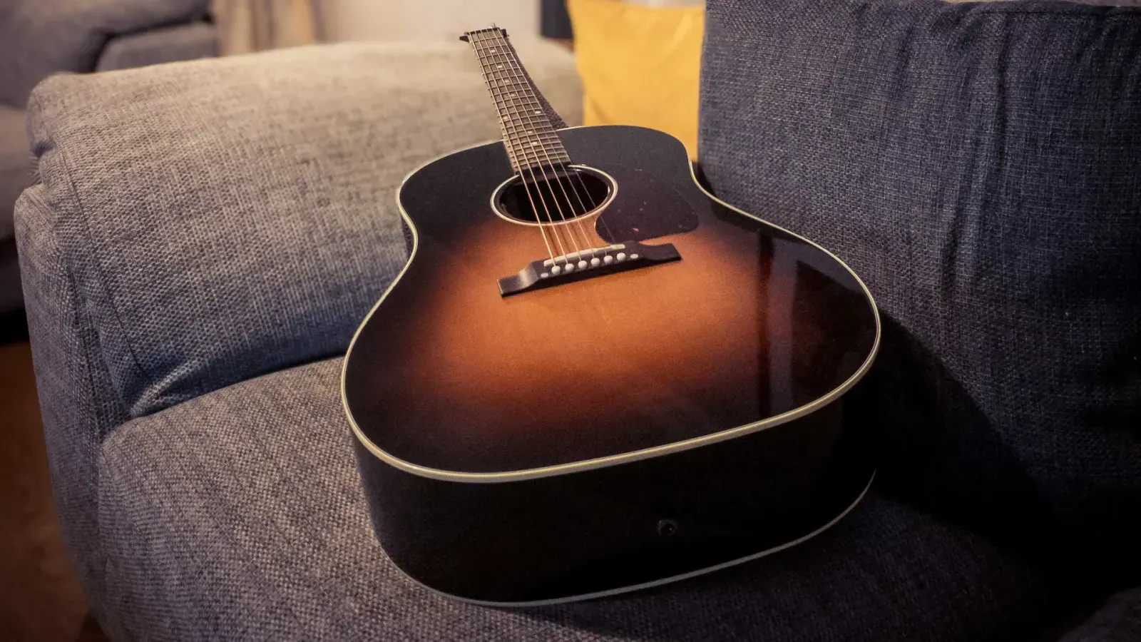 Акустическая гитара Gibson J-45 Standard