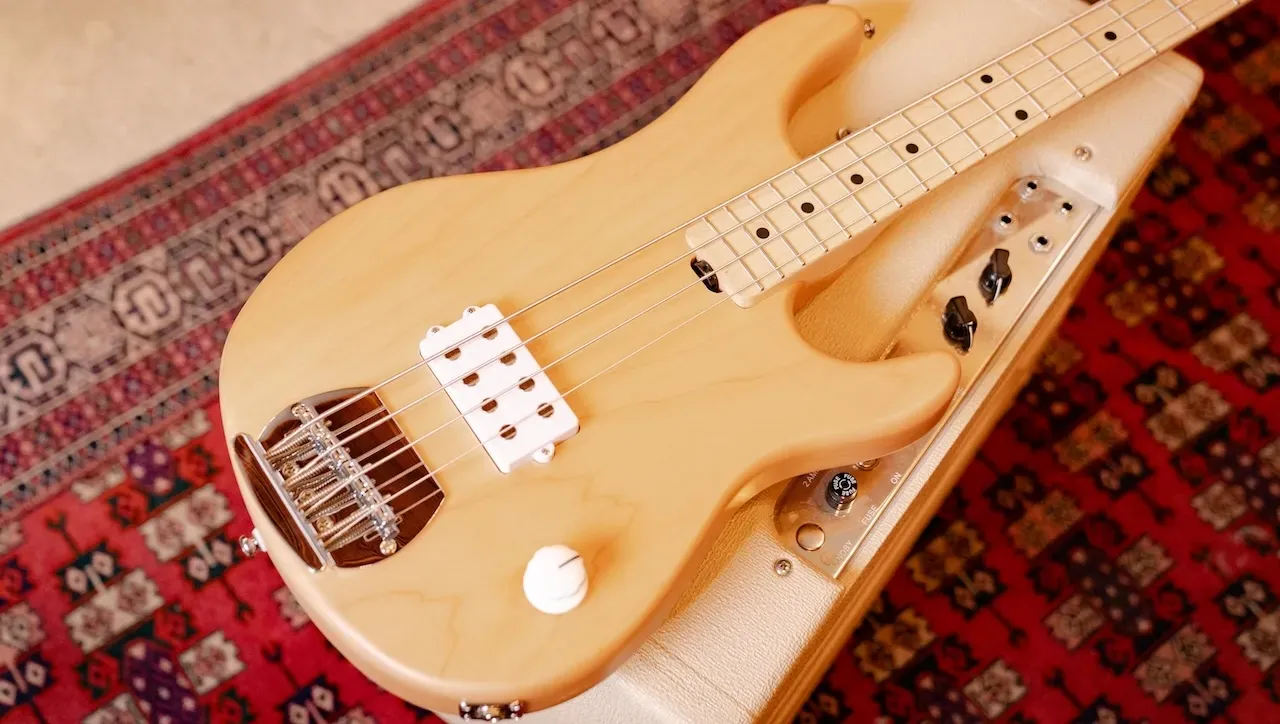 Бас-гитара Sterling by Music Man Joe Dart Artist Series Bass