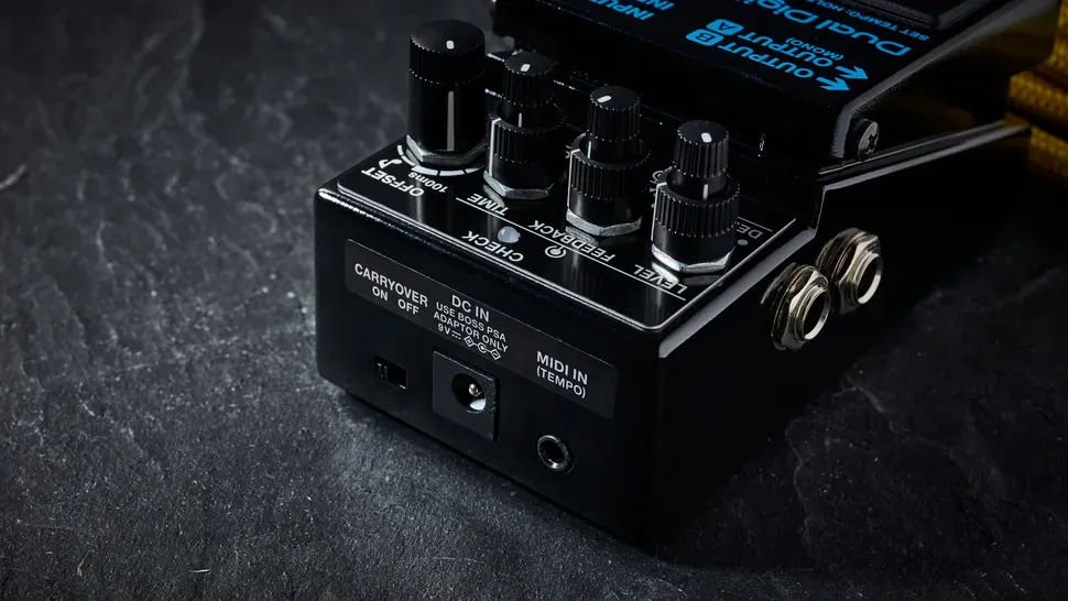 Педаль Boss SDE-3 Dual Digital Delay