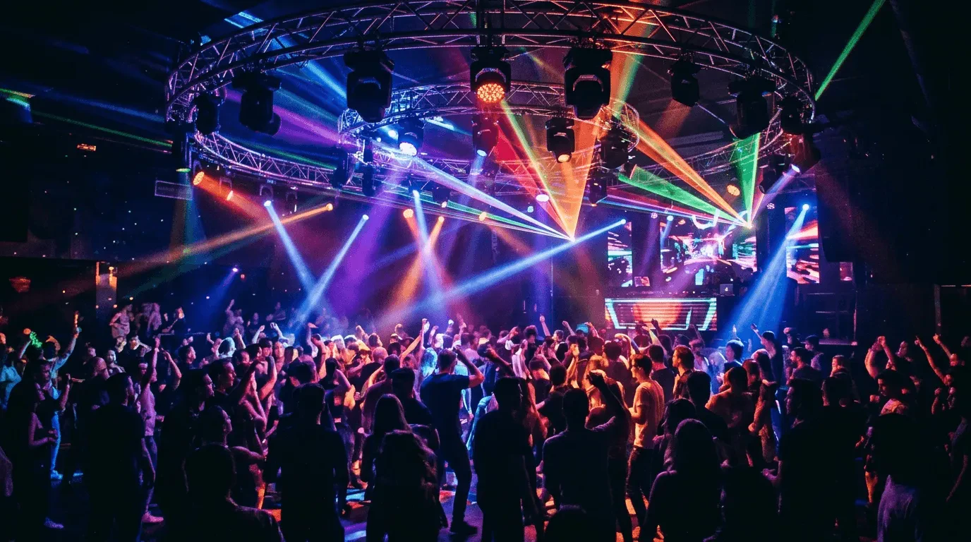 Проектирование клубного освещения: тренды, зонирование и частые ошибки