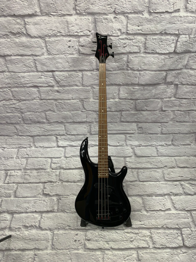 Dean Edge 4 Bass