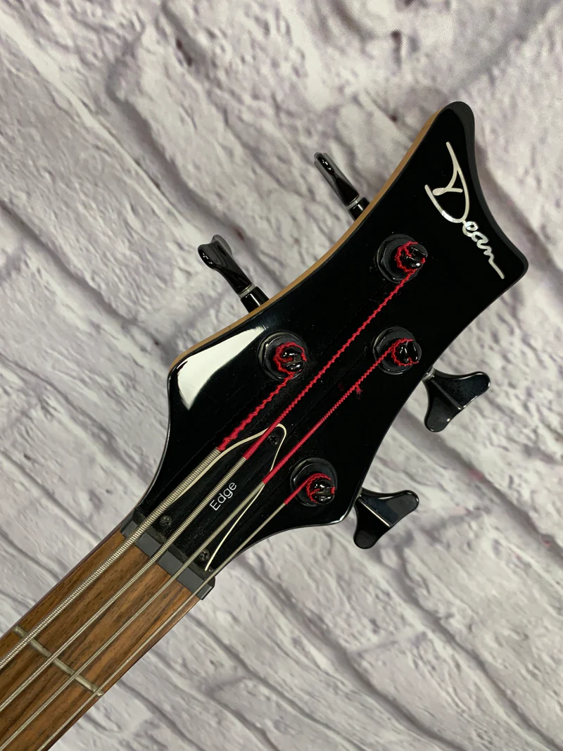 Dean Edge 4 Bass