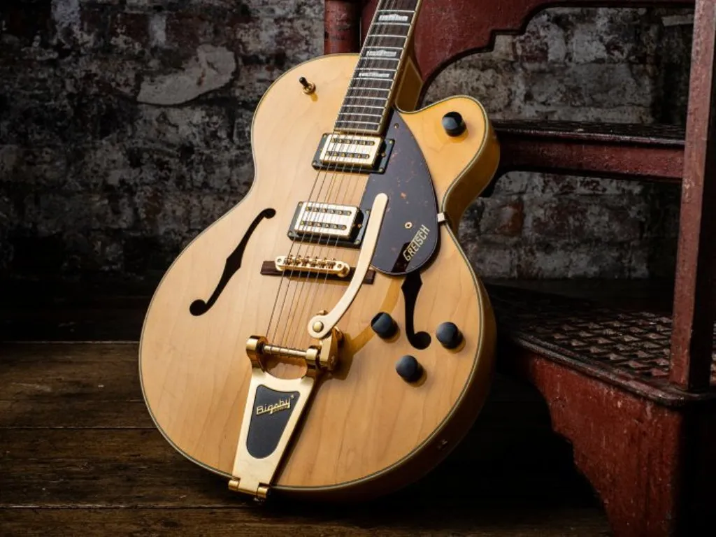 Gretsch G2410TG Streamliner