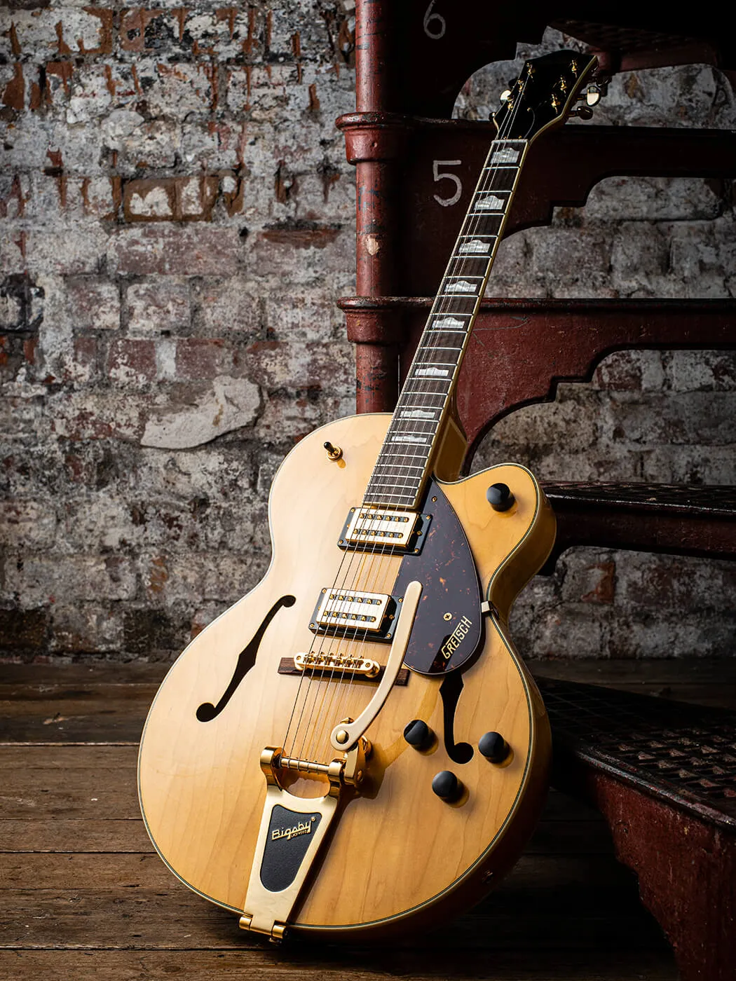 Gretsch G2410TG Streamliner