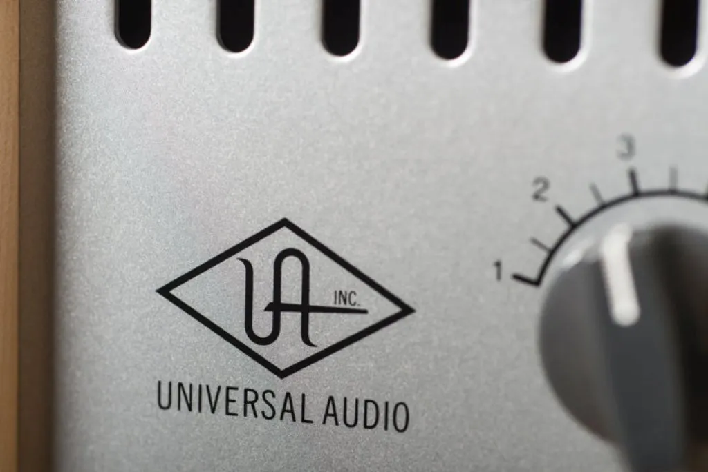 Universal Audio OX Top Box