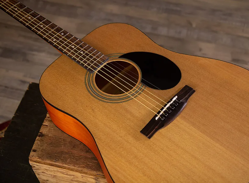 Takamine Jasmine S35