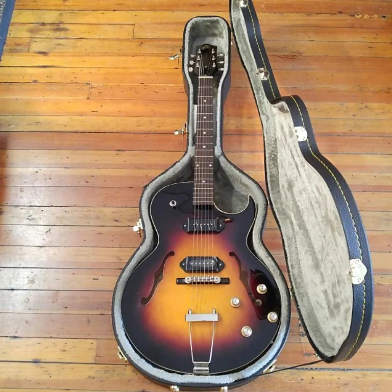 The Loar LH-302T