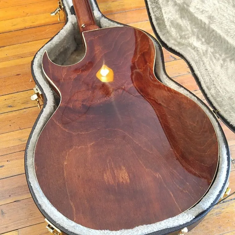 The Loar LH-302T