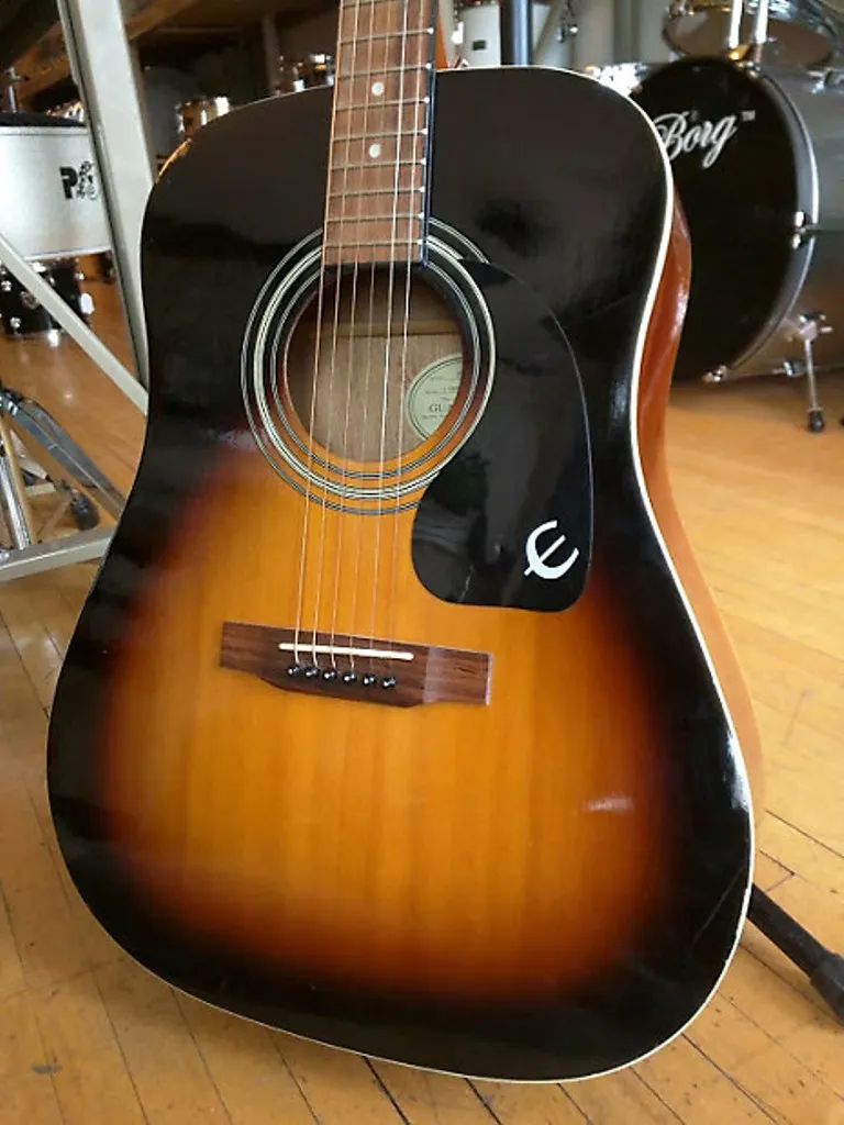 Epiphone PR-150