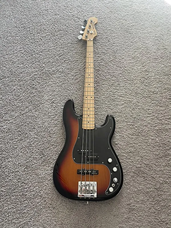 Fender Deluxe P-Bass Special