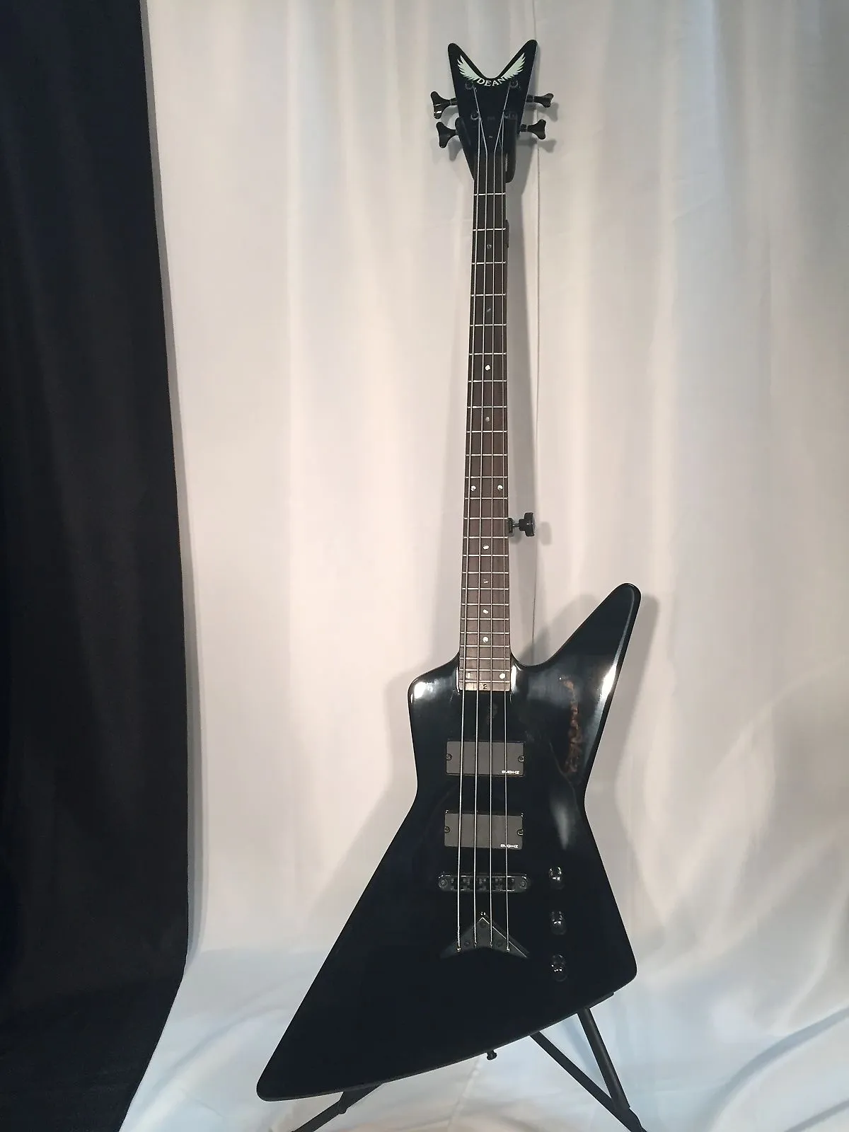 Dean Z Metalman Bass