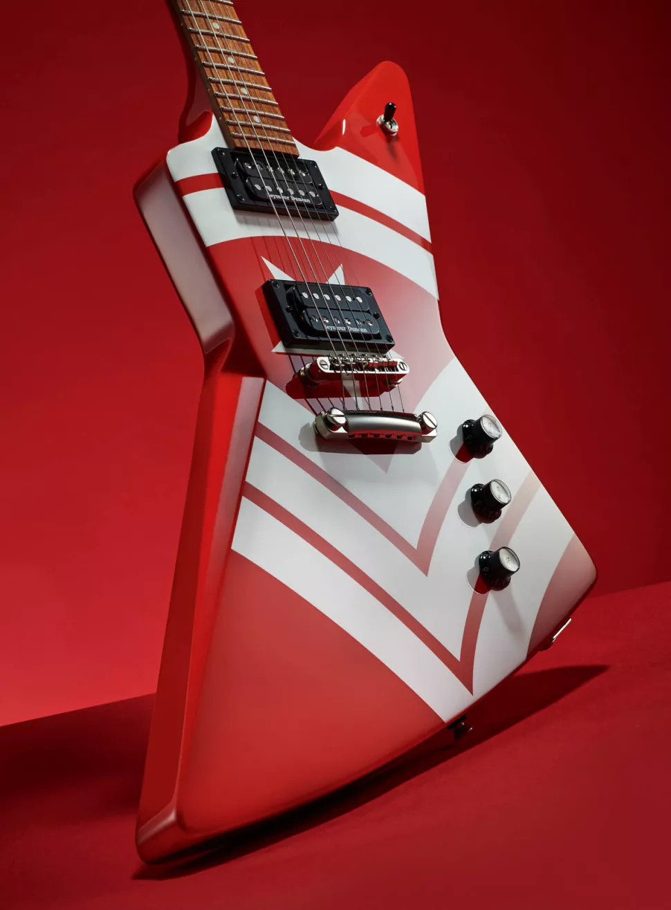 Epiphone Limited Edition Jason Hook M-4 Explorer Outfit