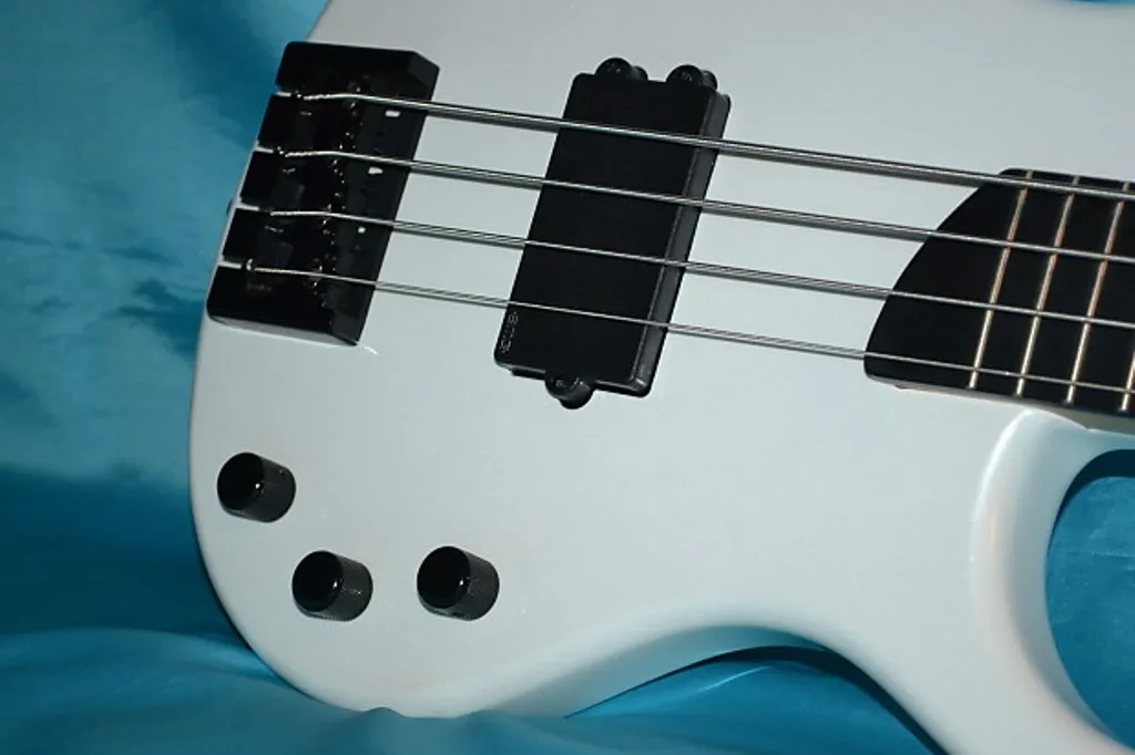 Kramer D-1 Bass