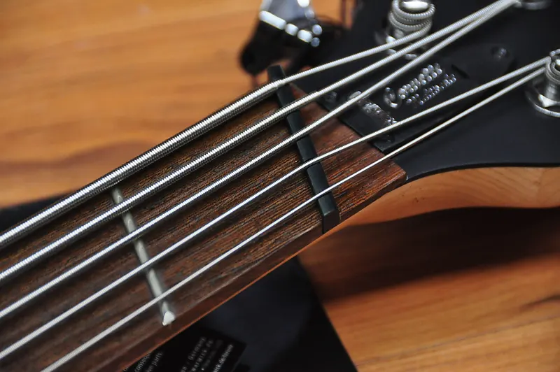 Warwick Rockbass Corvette Multiscale