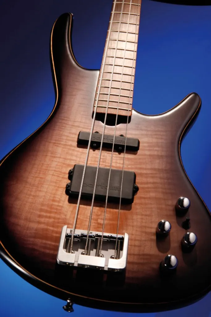 Roscoe Century Standard Plus 4JM Bass