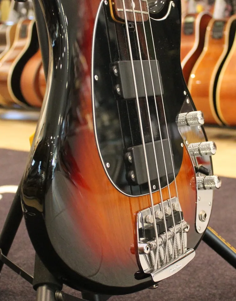 Music Man Classic Sabre Bass