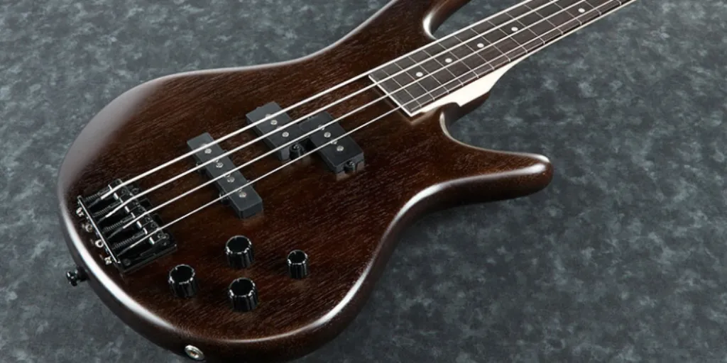 Ibanez GSR200