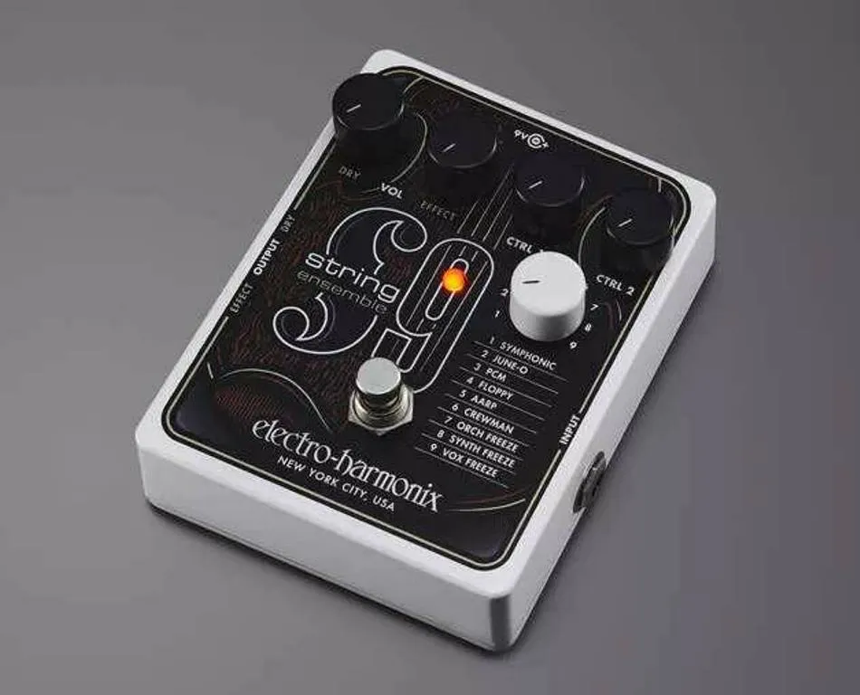 Electro-Harmonix String9 String Ensemble