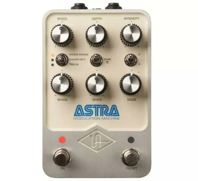 Universal Audio UAFX Astra Modulation Machine