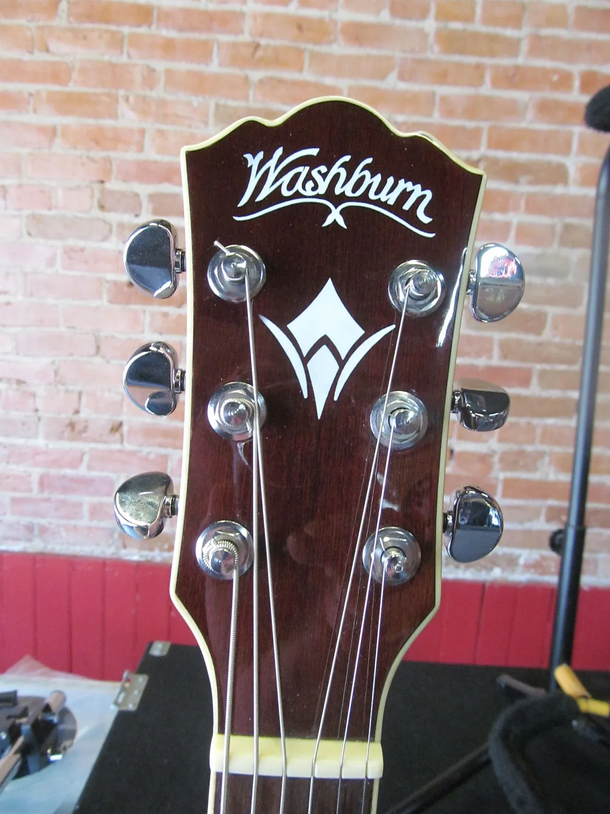 Washburn WD25S