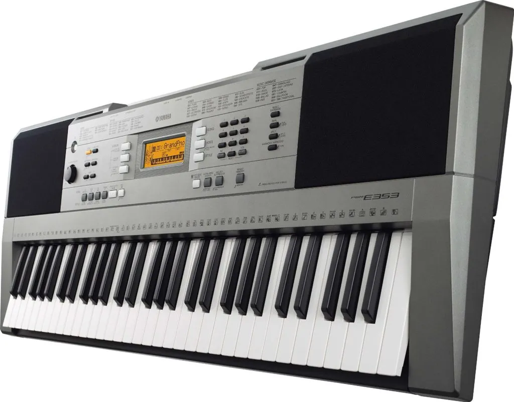 Yamaha PSR-E353