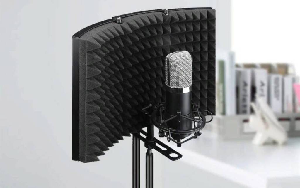 Invotone ADS30 - акустический экран для студийных микрофонов с креплением на стойку