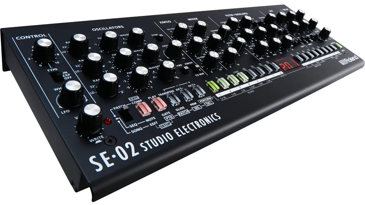 Roland SE-02