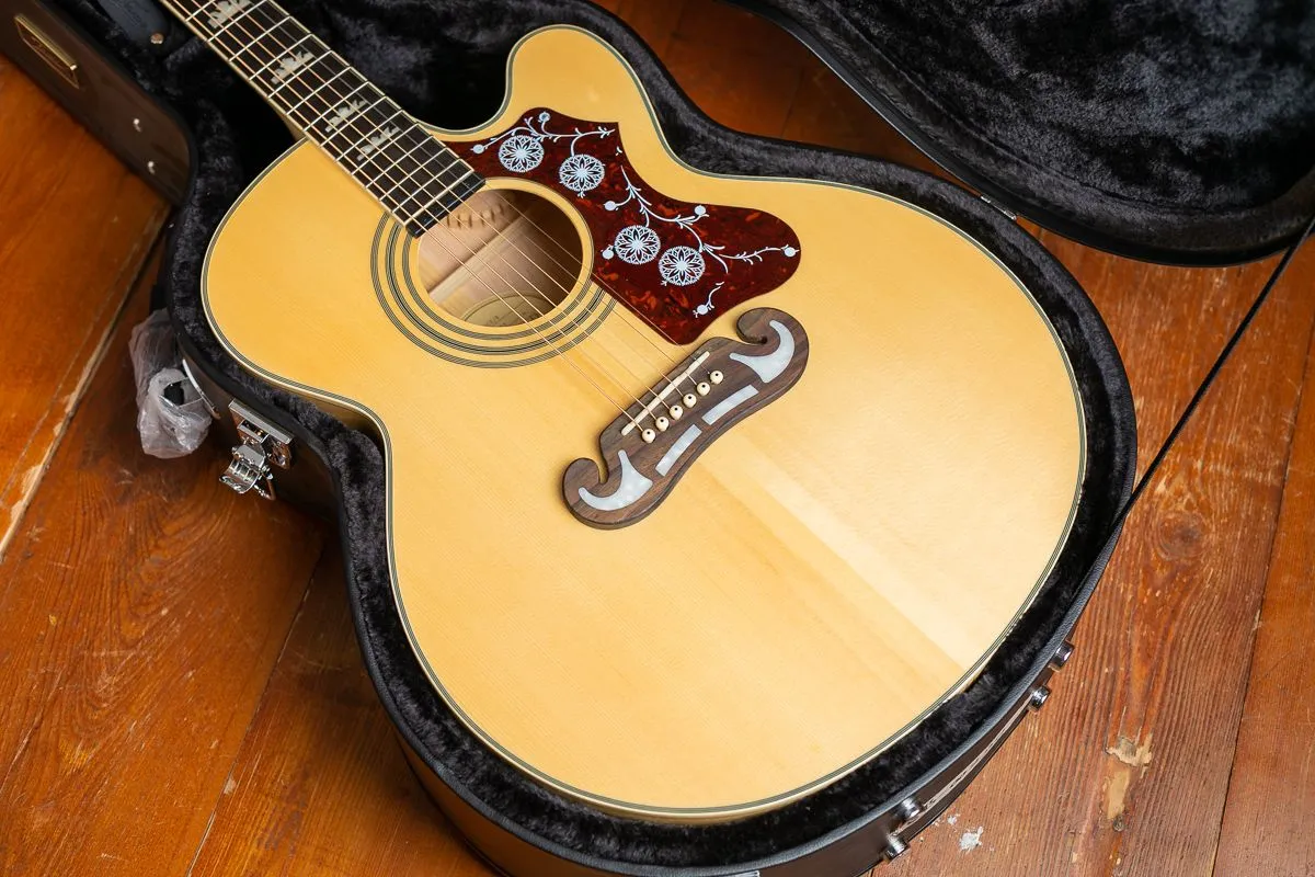 Epiphone J-200 SCE