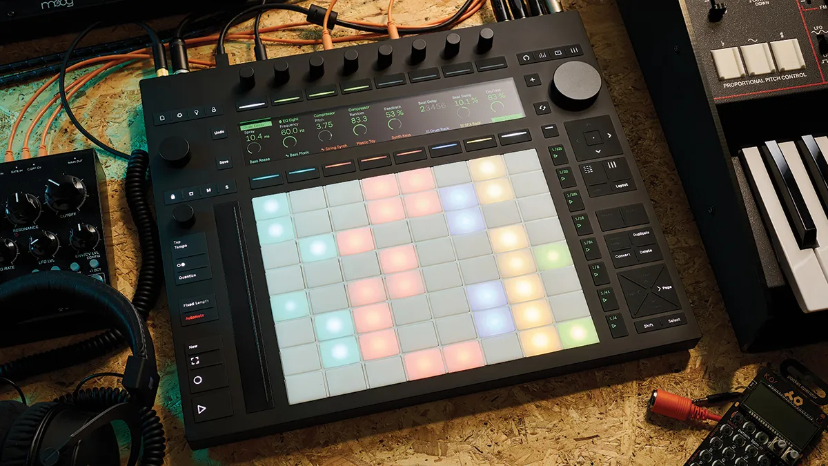 MIDI-контроллер Ableton Push 3