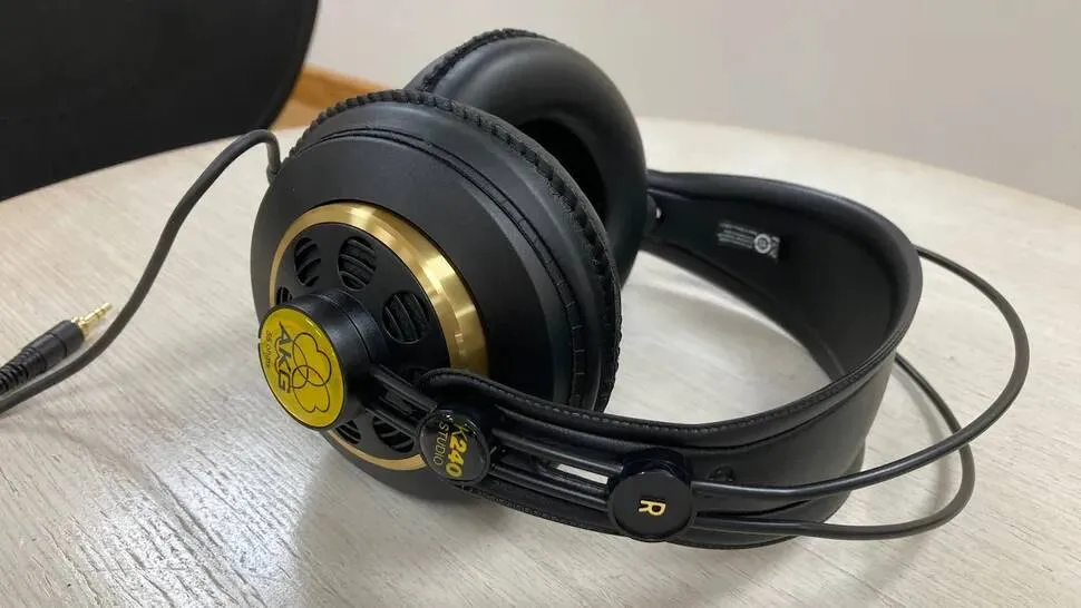 Наушники AKG K240 Studio