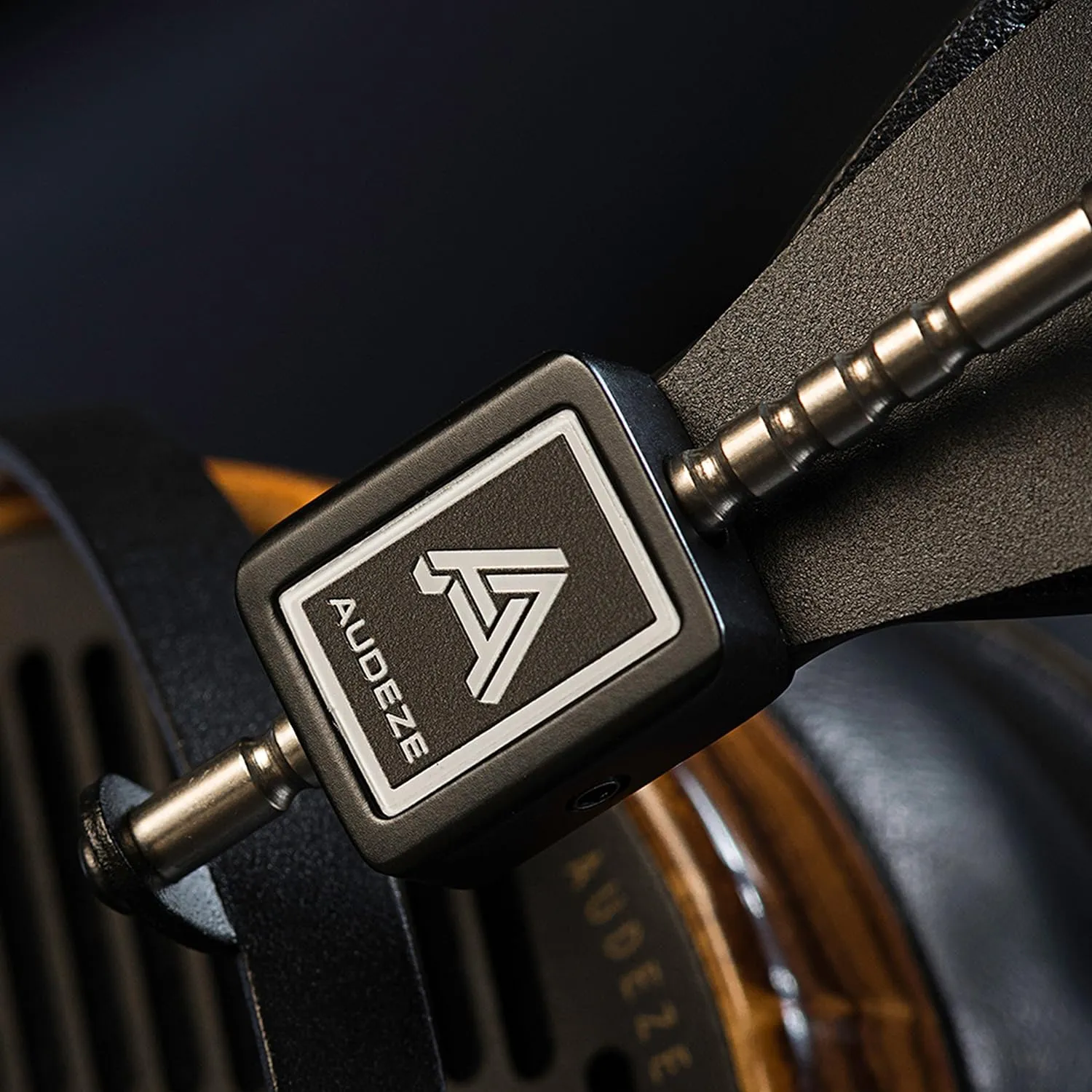 Наушники Audeze LCD3