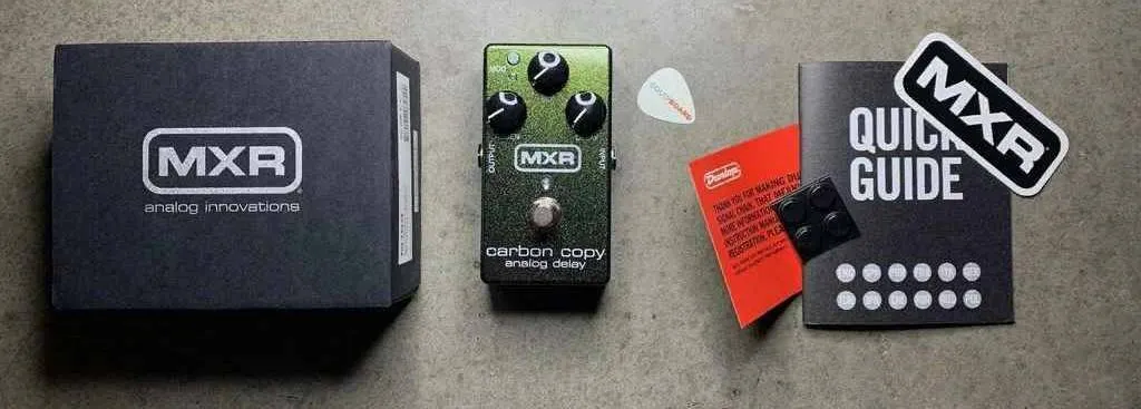 Педаль MXR M169 Carbon Copy