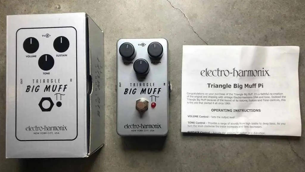 Педаль ELECTRO-HARMONIX TRIANGLE BIG MUFF PI