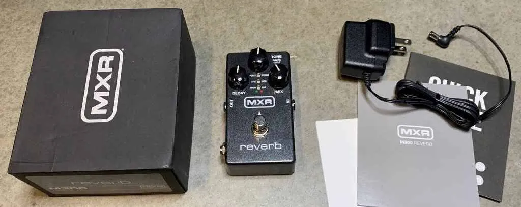 Педаль MXR M300 Reverb