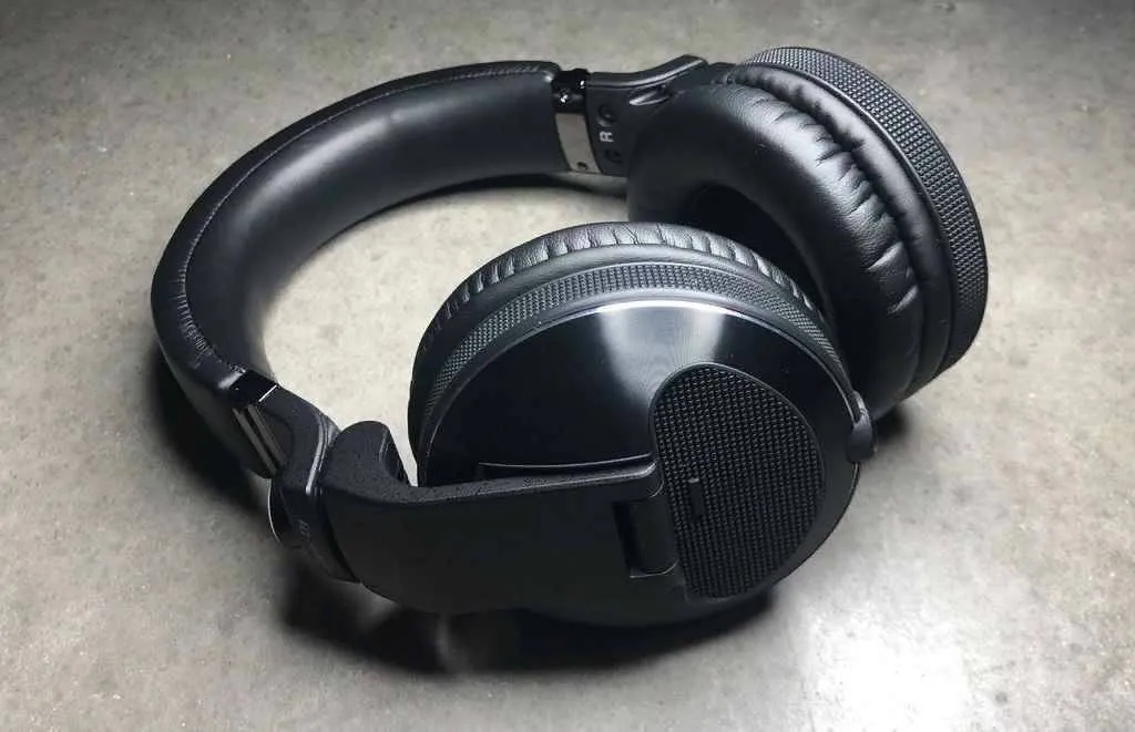 DJ наушники Pioneer HDJ-X10