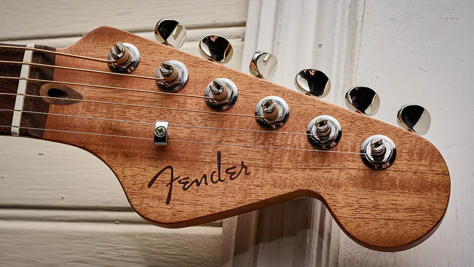 Электроакустическая гитара Fender Highway Series Dreadnought