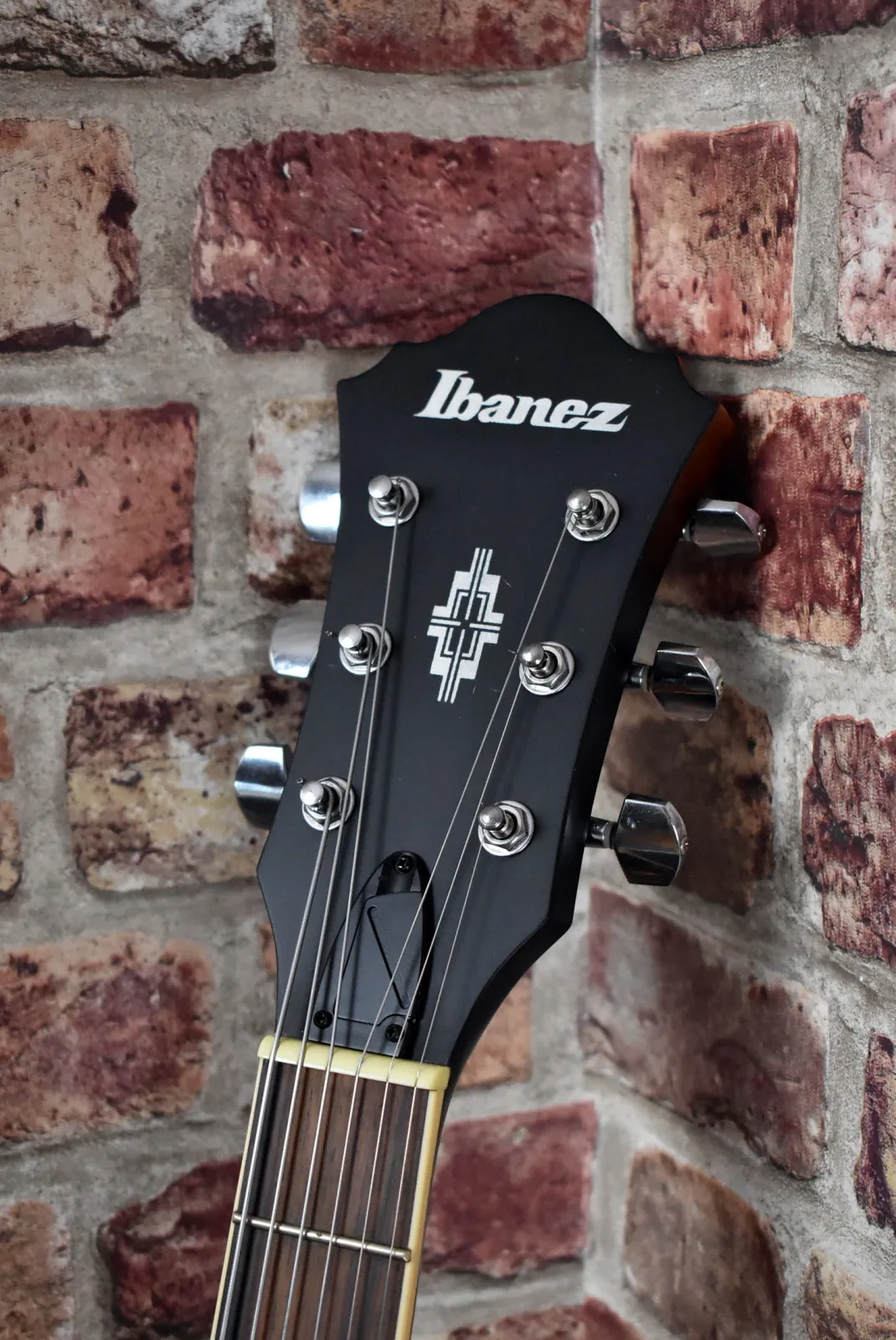 Ibanez Artcore AF55