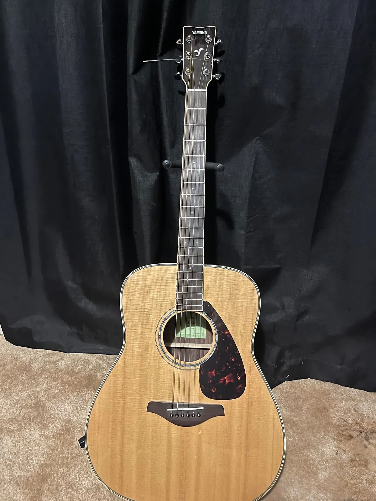 Yamaha FG830