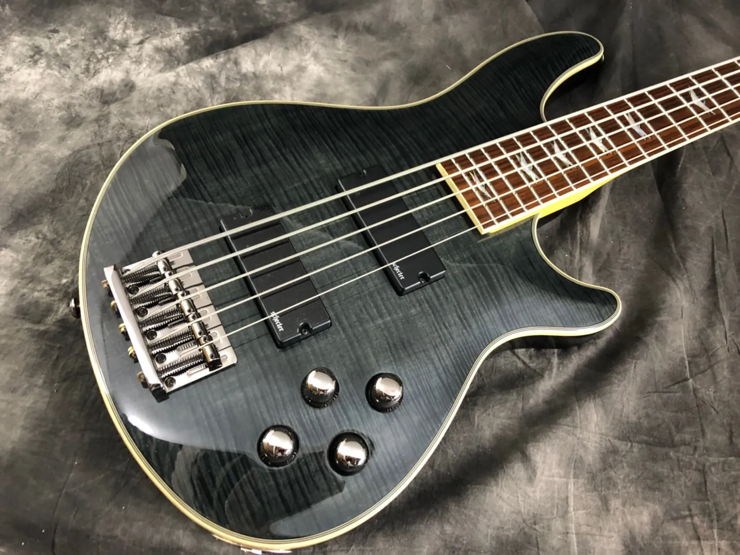 Schecter Omen Extreme 5