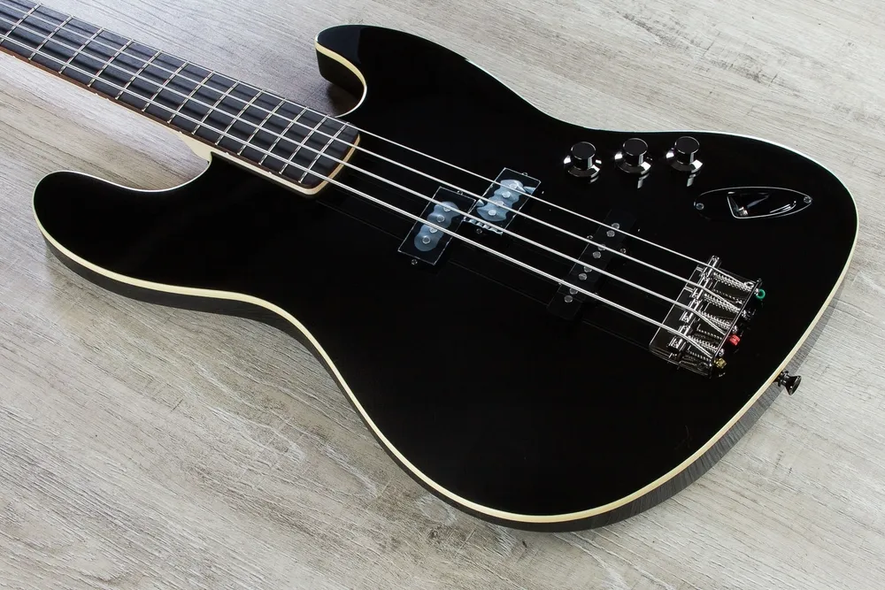 Fender Aerodyne Jazz Bass