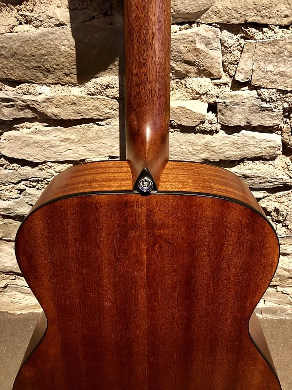 Alvarez Artist Series AF30