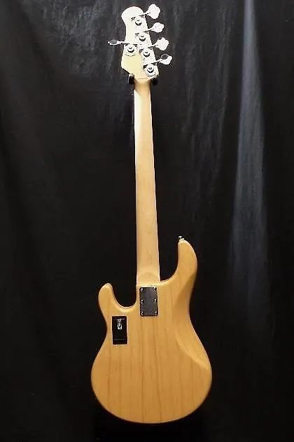 Sterling by Music Man RAY35-NT