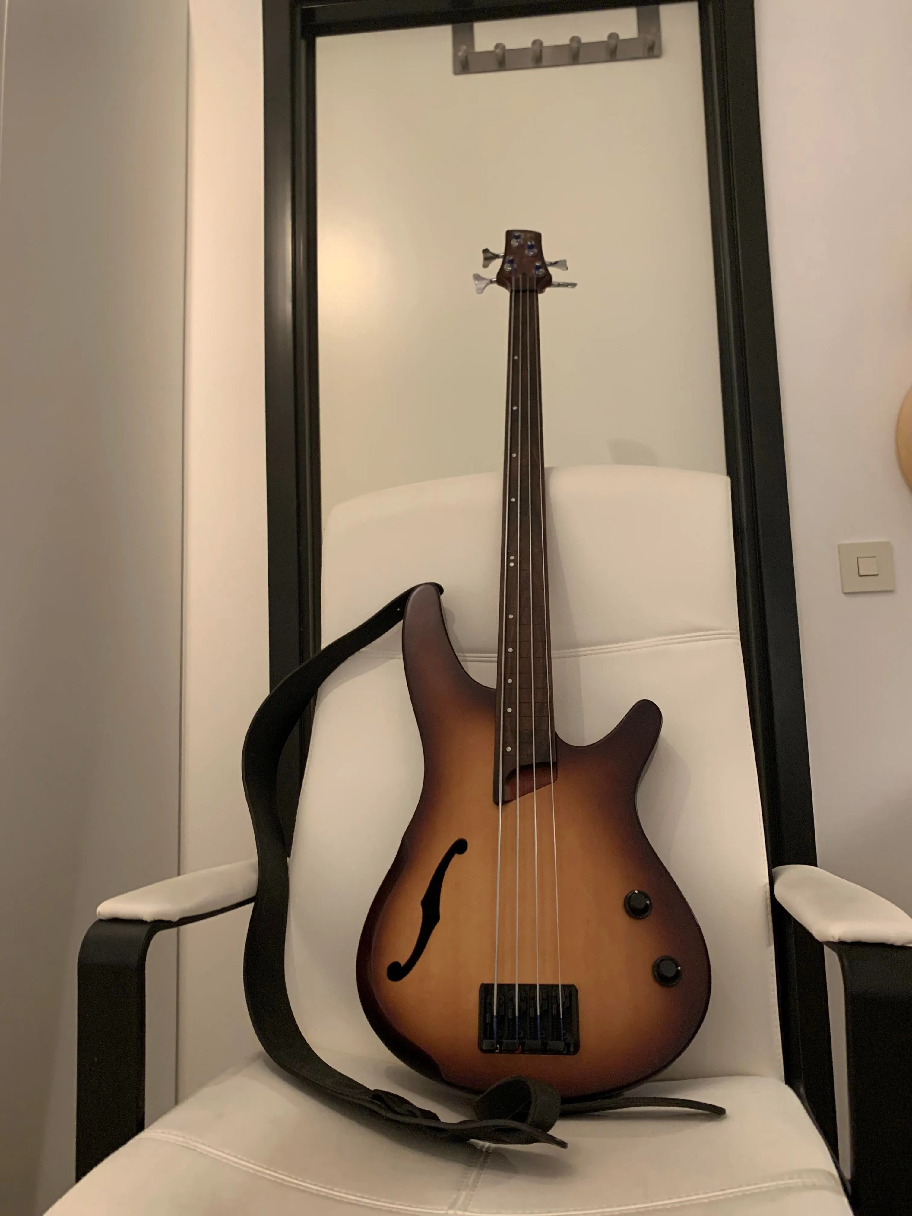 Ibanez SRH500F Bass