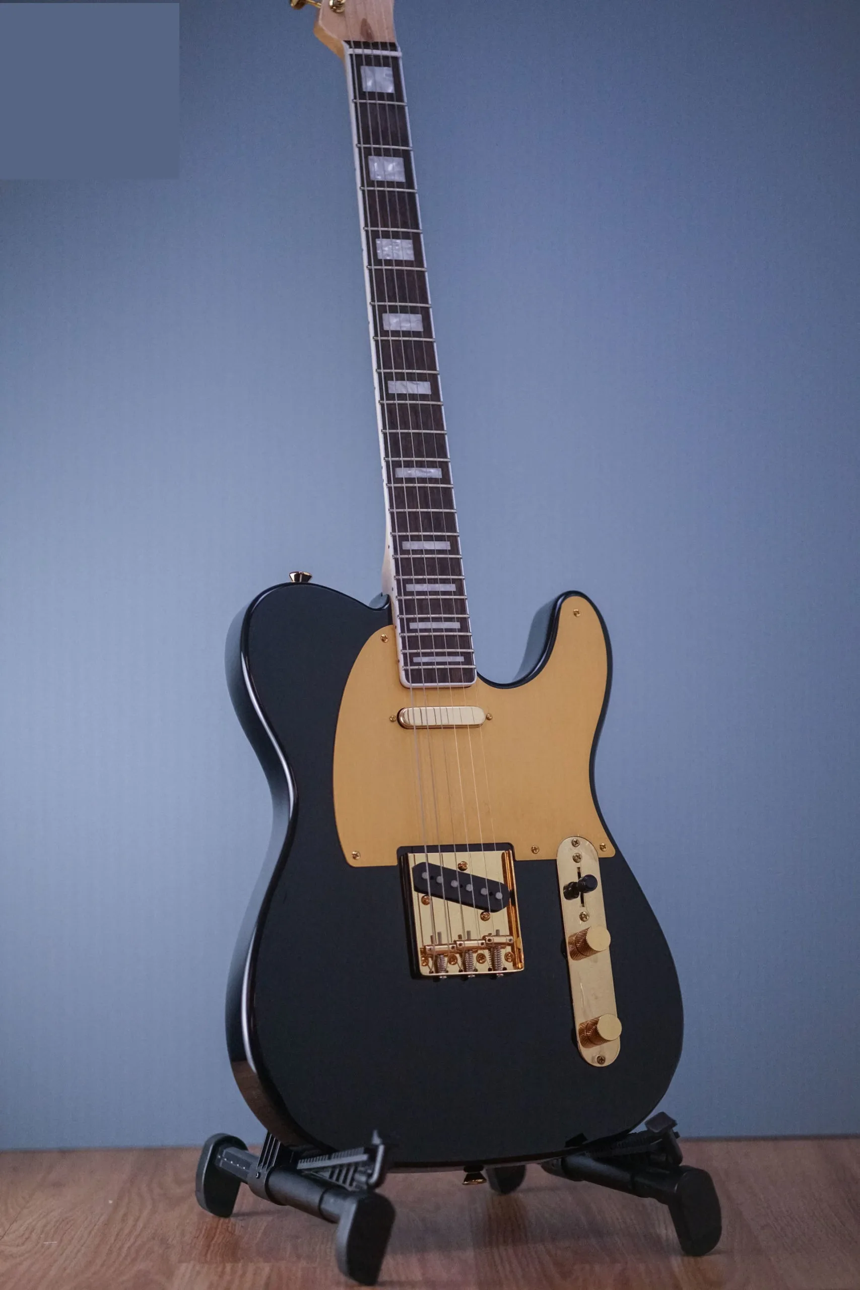 Squier 40th Anniversary Telecaster Gold Edition