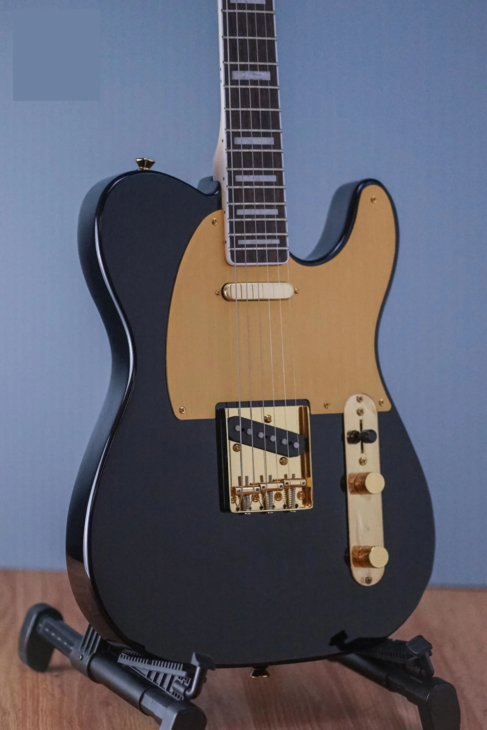 Squier 40th Anniversary Telecaster Gold Edition