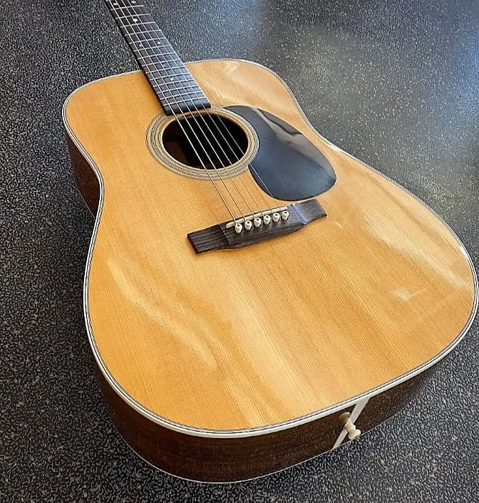 Martin Standard Series D-28