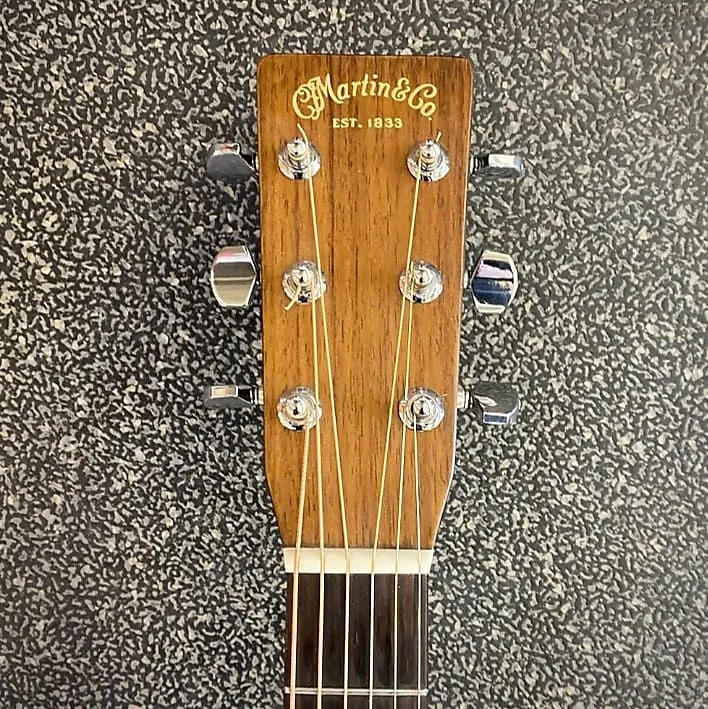 Martin Standard Series D-28